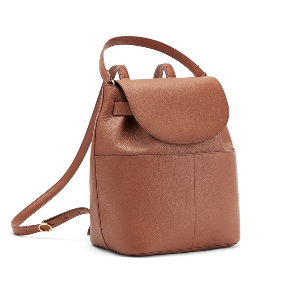Cuyana backpack (Caramel — Pebbled Leather)